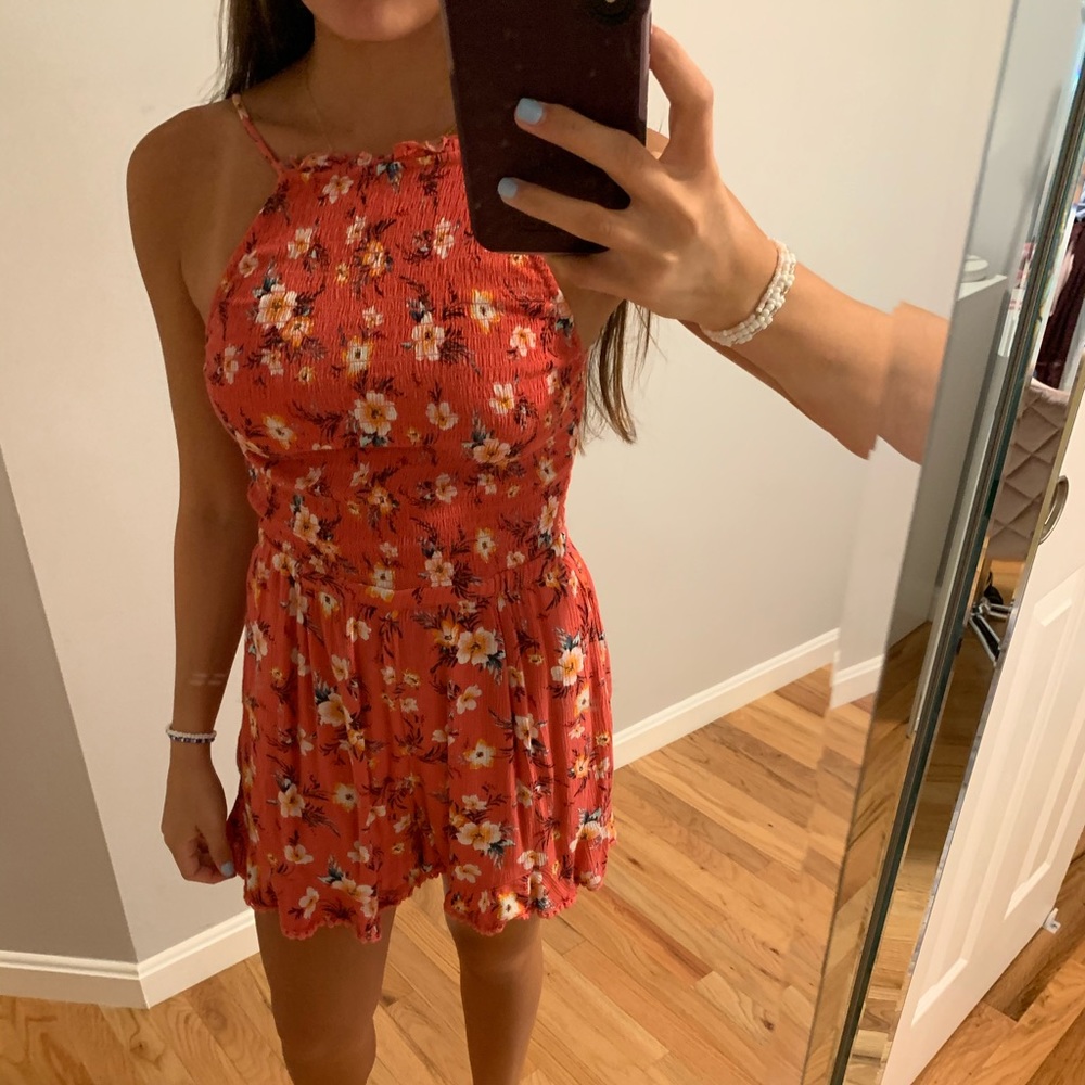 Cute romper!